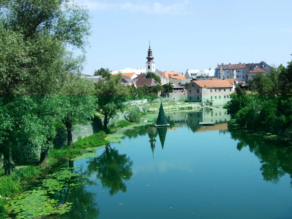 Die Stadt Gospić in Lika